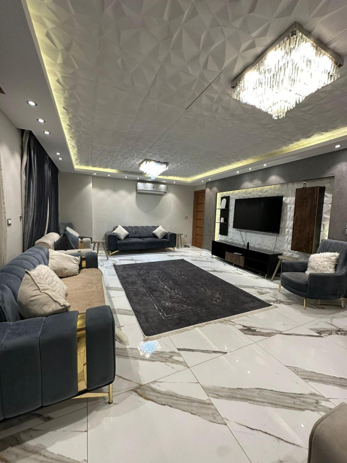 Apartment بالدقي